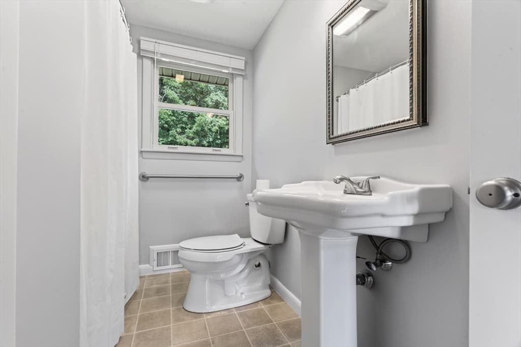 97 Allen Rd, Billerica MA 01821 photo 23