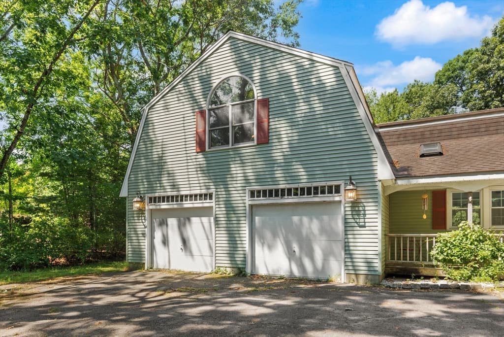 42 Summer St, Foxboro MA 02035 photo 5