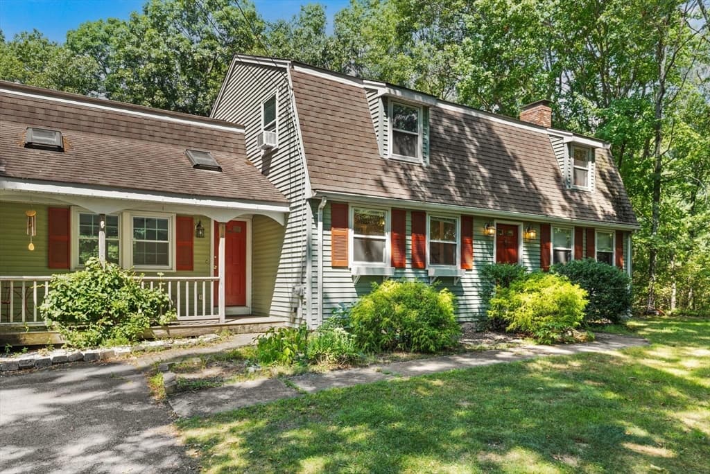 42 Summer St, Foxboro MA 02035 photo 4