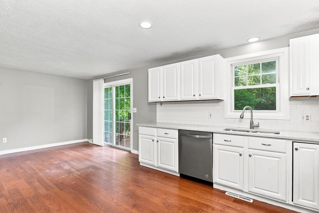 Single Family Residence at 160 E Main Street, Norton MA 02766, Norton, photo 12 of 35