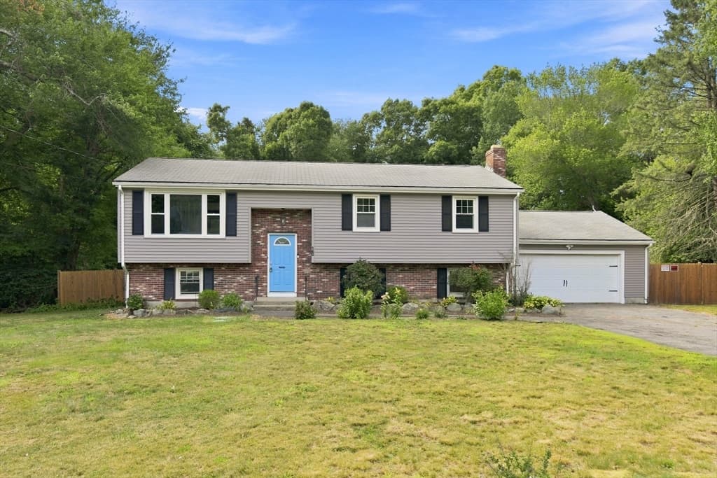 Single Family Residence at 160 E Main Street, Norton MA 02766, Norton, photo 3 of 35