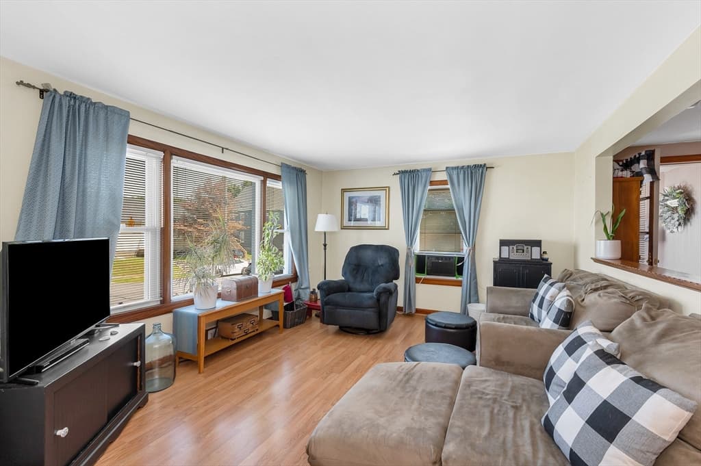 41 Alma Street, Lowell MA 01854 photo 6