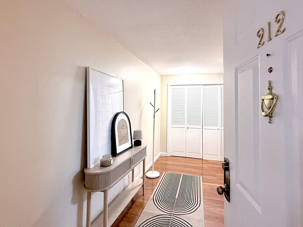 181 Littleton Rd # 212, Chelmsford MA 01824 photo 4
