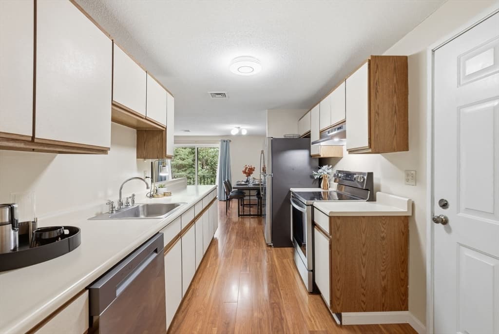 181 Littleton Rd # 212, Chelmsford MA 01824 photo 8