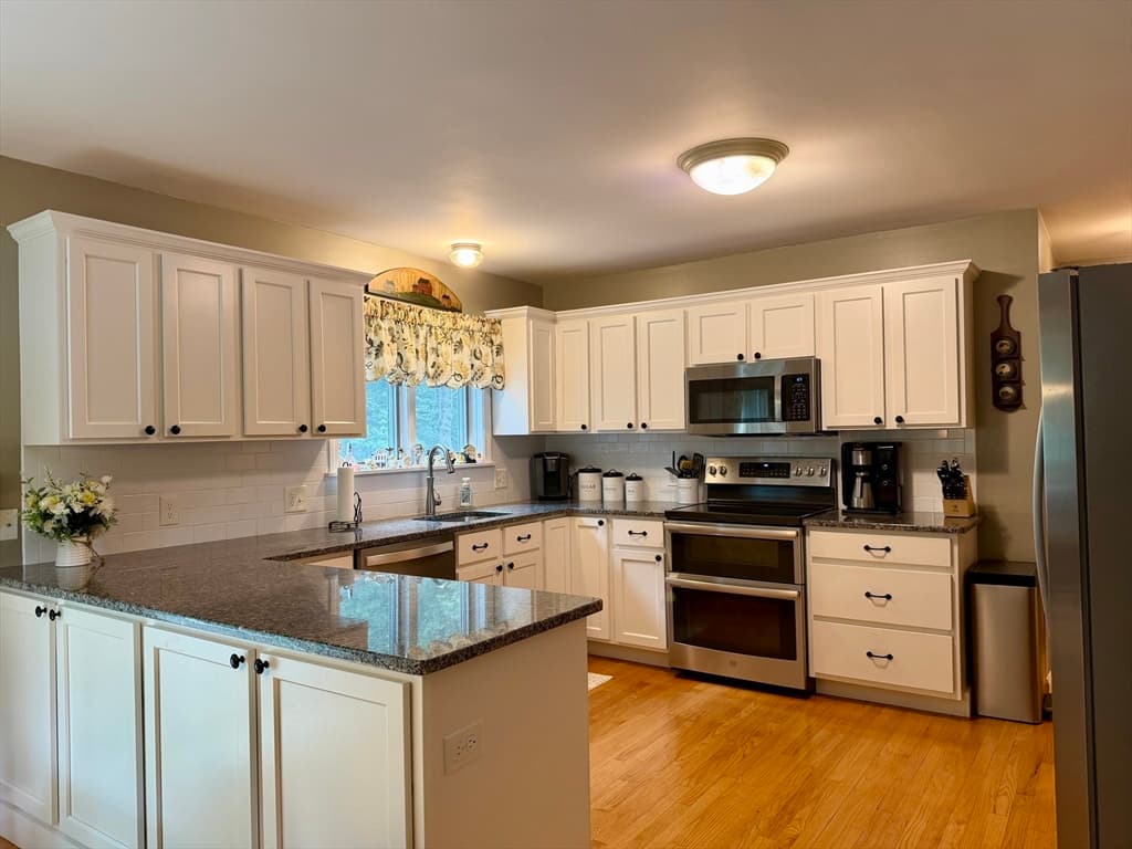 95 Sandgully Rd North, Deerfield MA 01373 photo 16