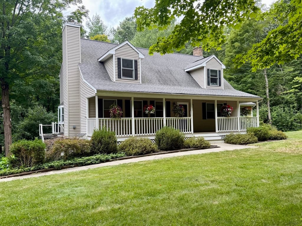 95 Sandgully Rd North, Deerfield MA 01373