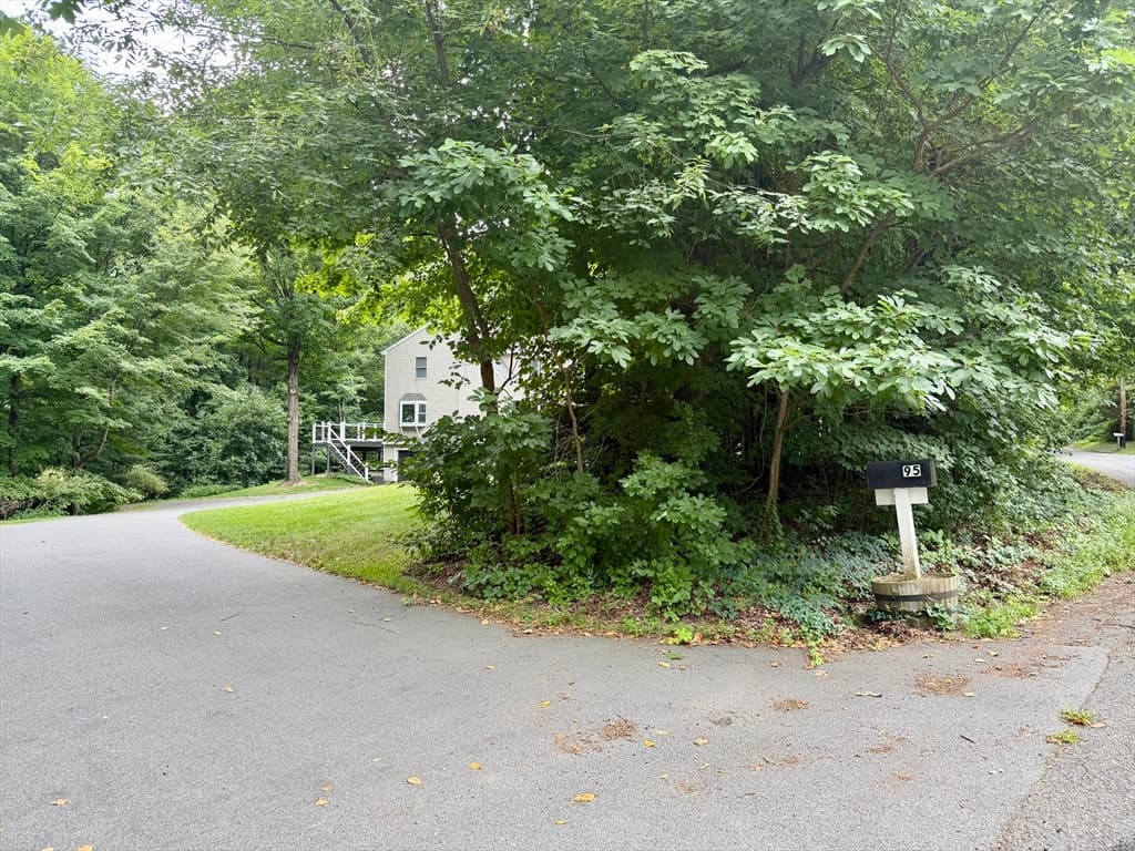 95 Sandgully Rd North, Deerfield MA 01373 photo 14