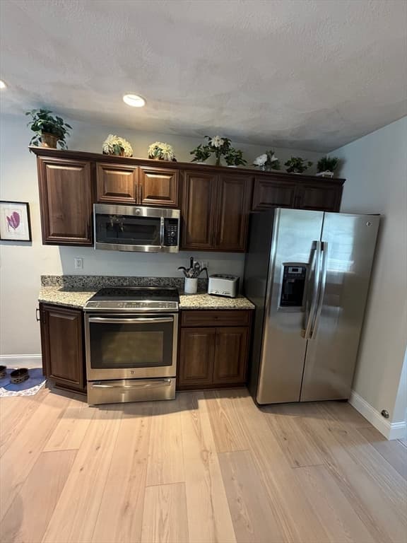 11 Brenton Wood, Hudson MA 01749 photo 7