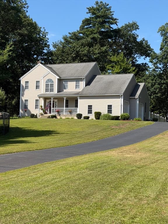 11 Brenton Wood, Hudson MA 01749