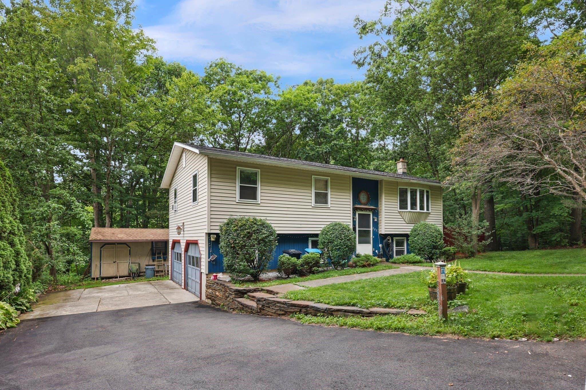 225 Brown St, Pittsfield MA 01201