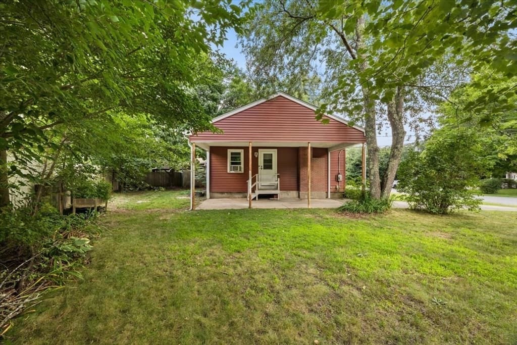 21 Miller Rd, Easton MA 02334 photo 2