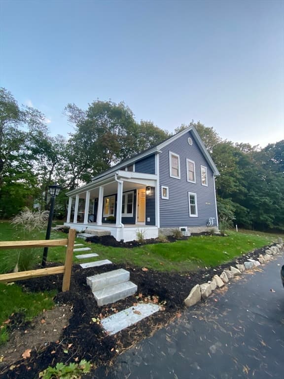 685 Moraine St, Marshfield MA 02050