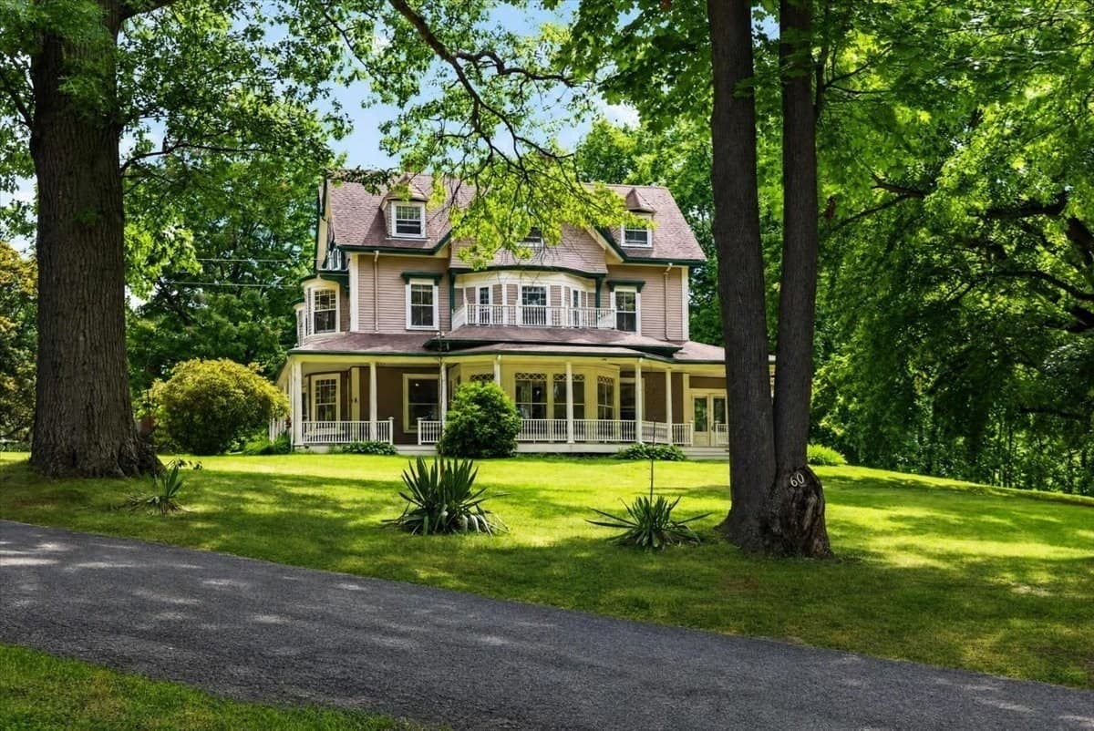 60 Bradley Hill Road, Hingham MA 02043