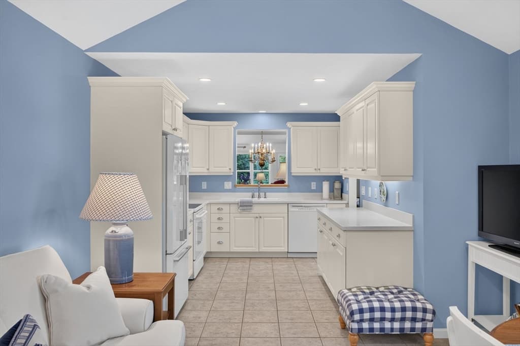 8 Latham Wood # 8, Plymouth MA 02360 photo 6