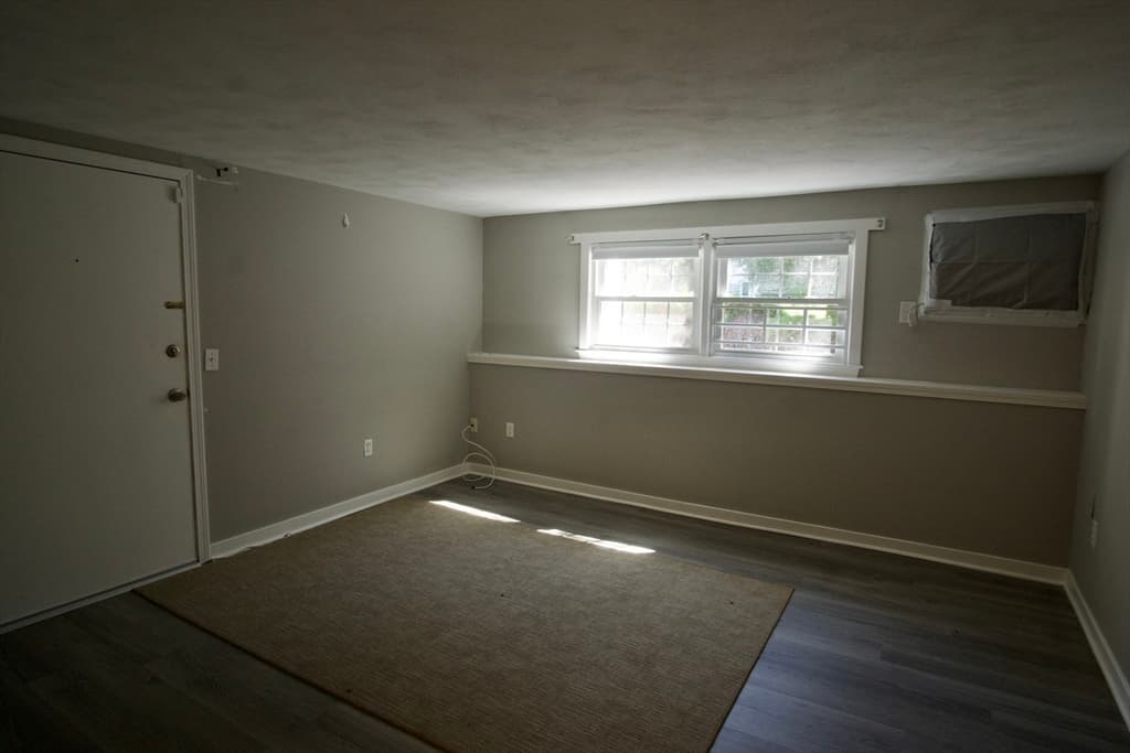 111 Old Meetinghouse Rd # 111, Auburn MA 01501 photo 4