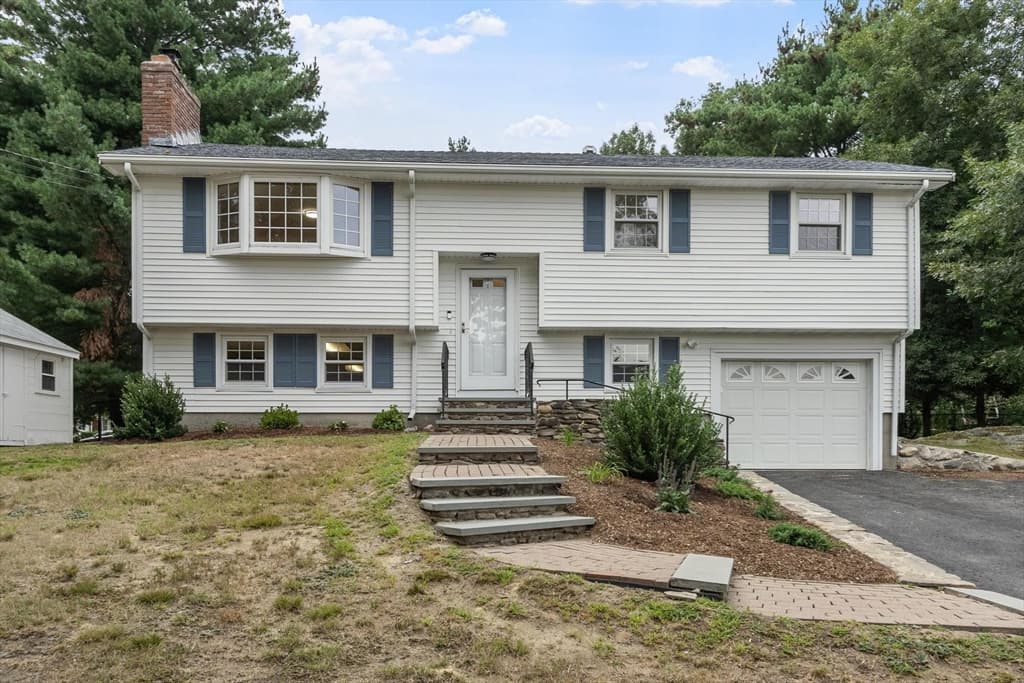 156 Mill St, Burlington MA 01803