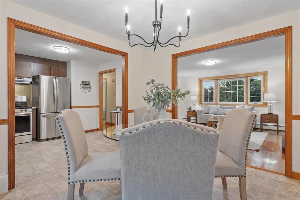 156 Mill St, Burlington MA 01803 photo 11