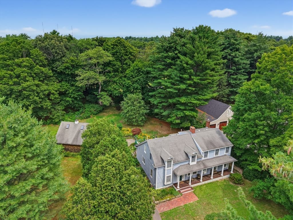 1327 South St, Needham MA 02492 photo 3