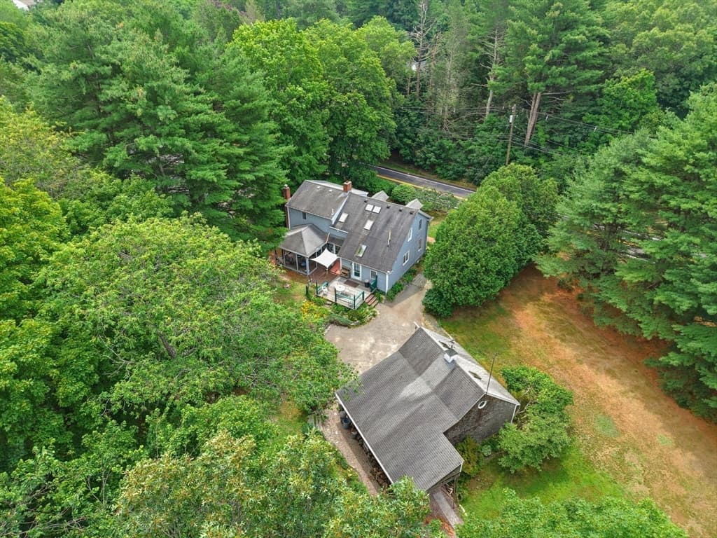 1327 South St, Needham MA 02492 photo 9