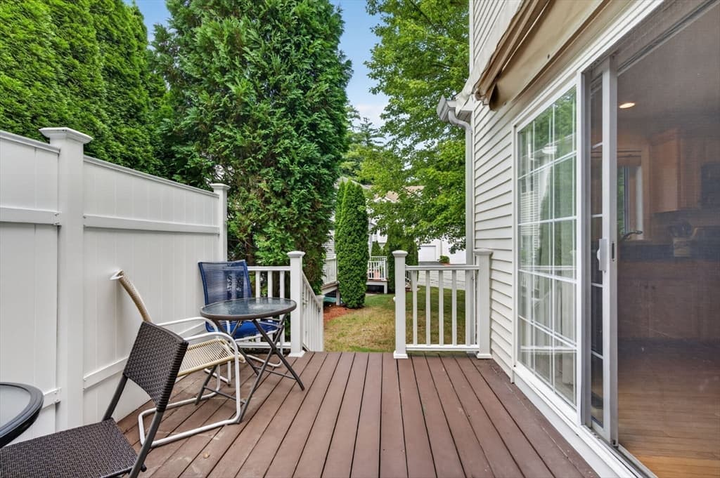 1 Tanglewood Park Dr # 1, Haverhill MA 01830 photo 17