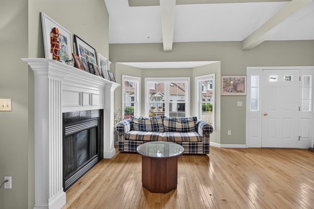 1 Tanglewood Park Dr # 1, Haverhill MA 01830 photo 3