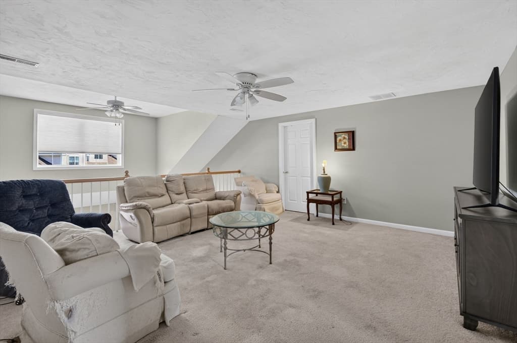 1 Tanglewood Park Dr # 1, Haverhill MA 01830 photo 24