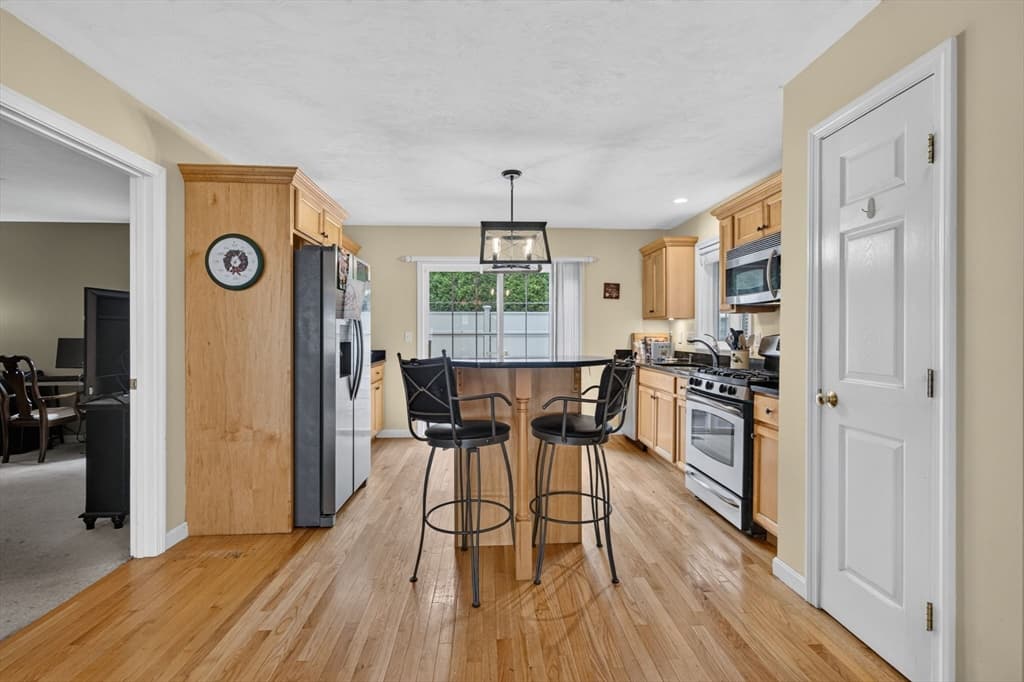 1 Tanglewood Park Dr # 1, Haverhill MA 01830 photo 10