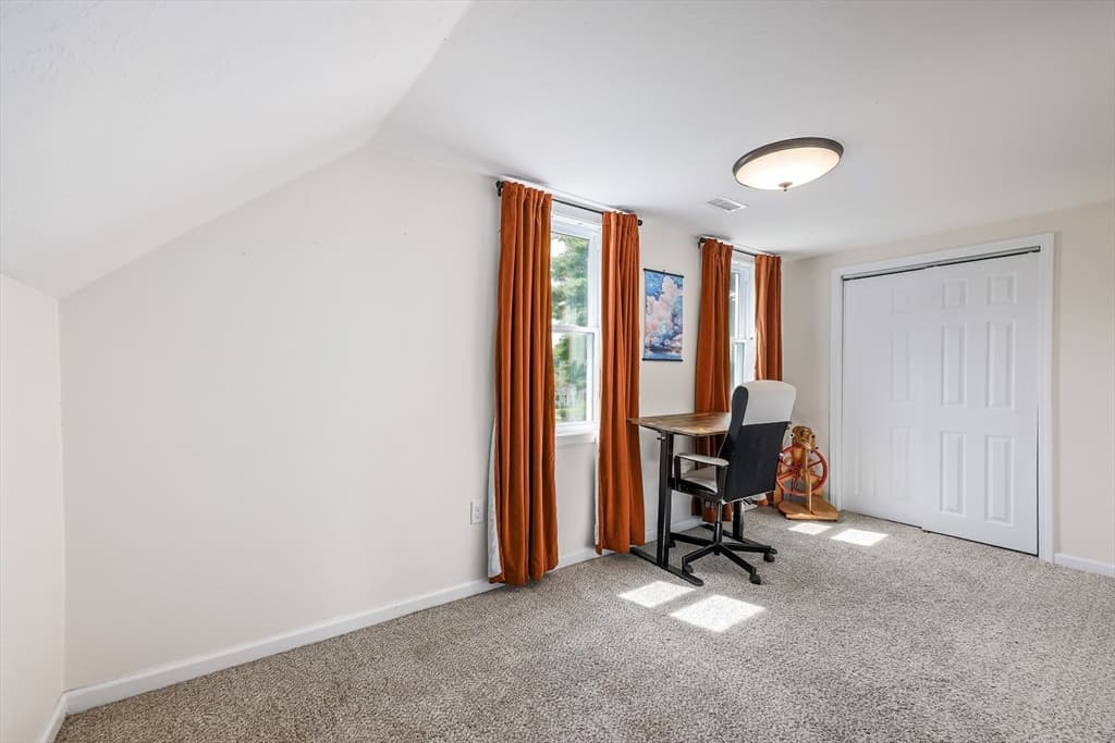 17 Temple St, Palmer MA 01069 photo 23
