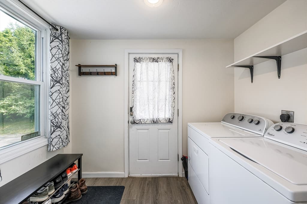 17 Temple St, Palmer MA 01069 photo 12
