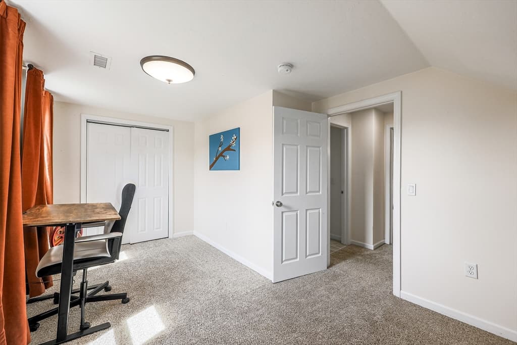 17 Temple St, Palmer MA 01069 photo 21