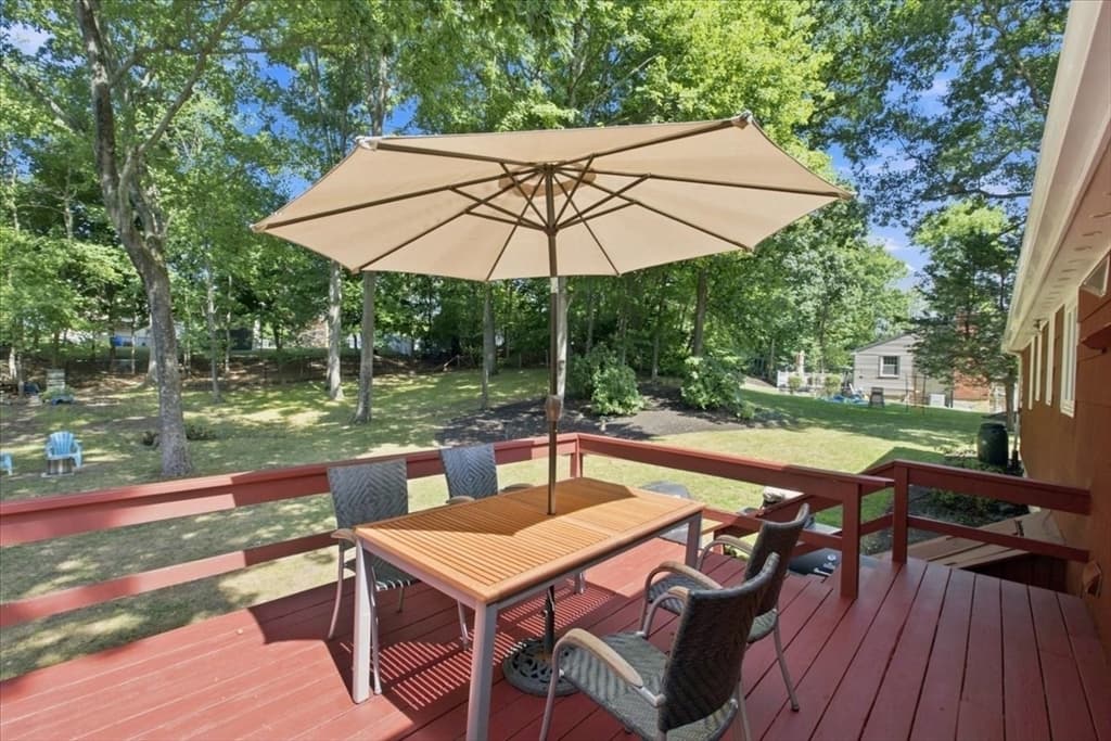 76 Westover Pkwy, Norwood MA 02062 photo 32