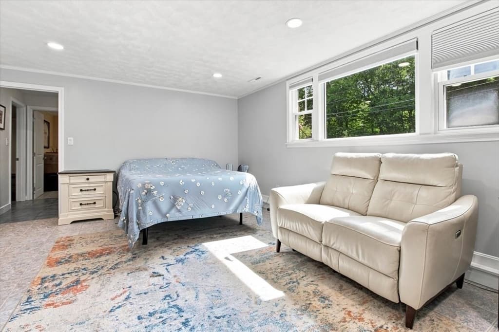 76 Westover Pkwy, Norwood MA 02062 photo 28
