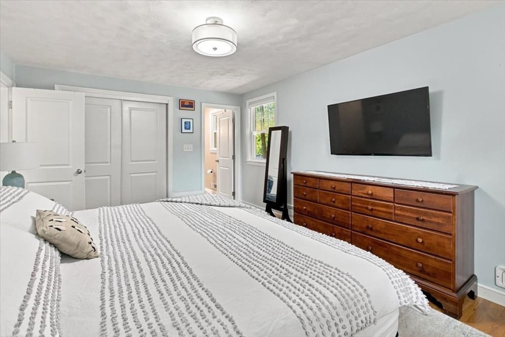 76 Westover Pkwy, Norwood MA 02062 photo 24