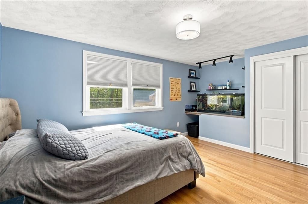 76 Westover Pkwy, Norwood MA 02062 photo 18