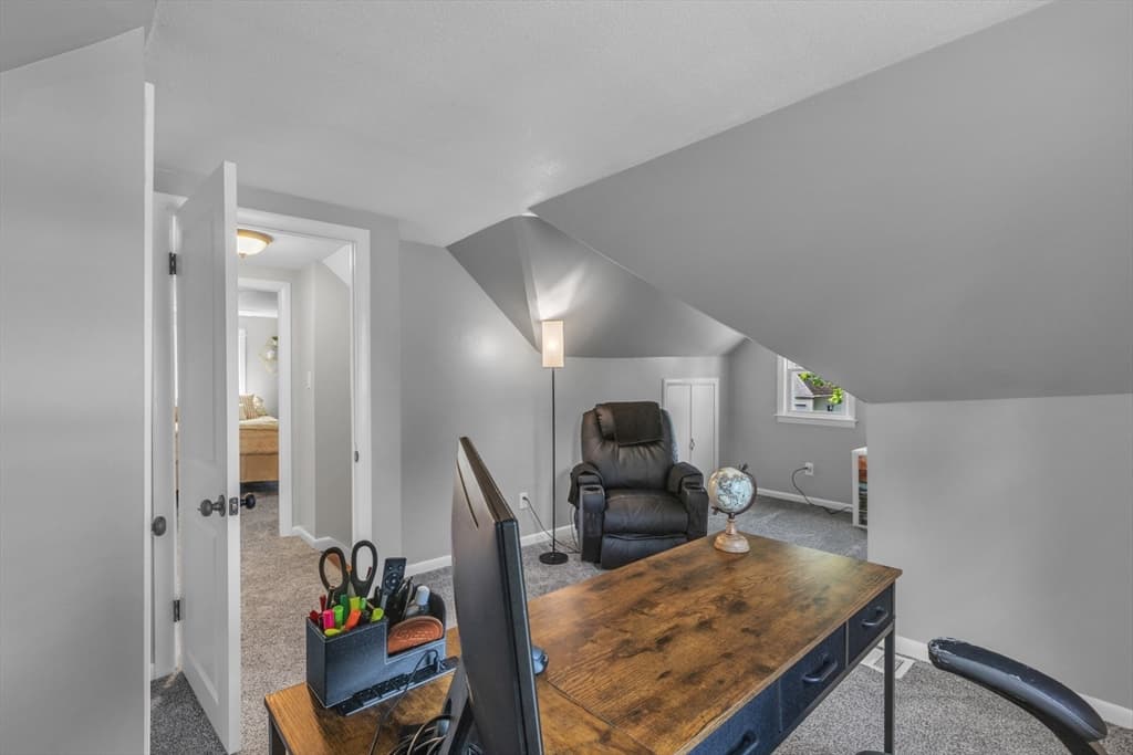 31 Thompson St, East Longmeadow MA 01089 photo 24
