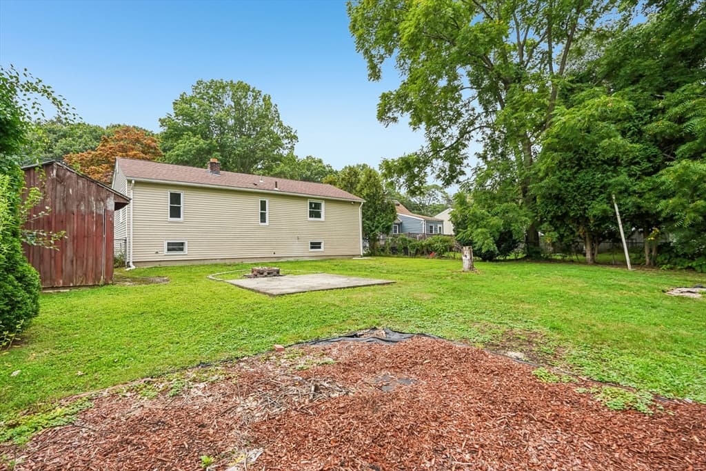 9 Atlantic Ave, North Providence RI 02904 photo 13