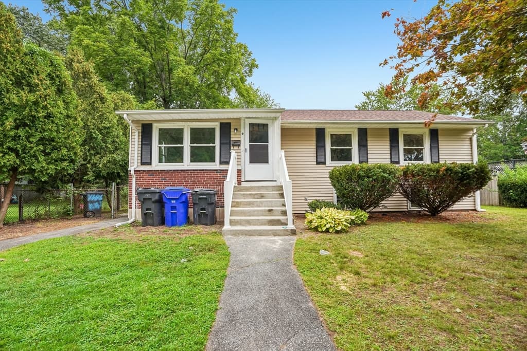 9 Atlantic Ave, North Providence RI 02904 photo 31