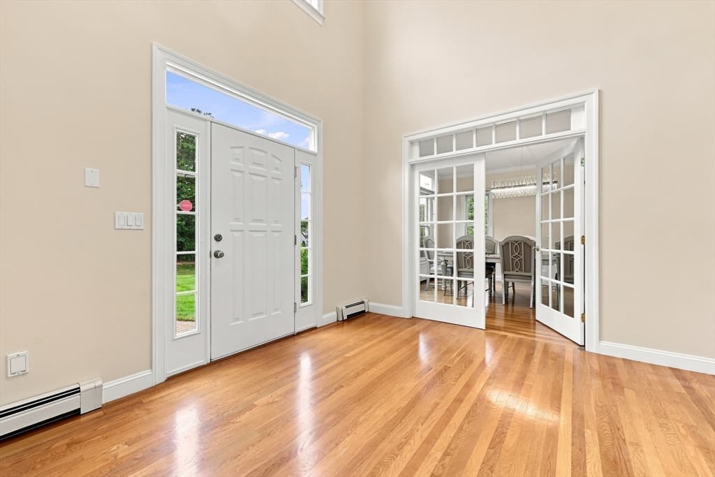 Single Family Residence at 8 Juniper Road, Upton MA 01568, Upton, photo 6 of 40