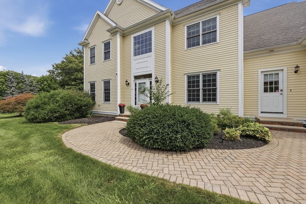 Single Family Residence at 8 Juniper Road, Upton MA 01568, Upton, photo 3 of 40