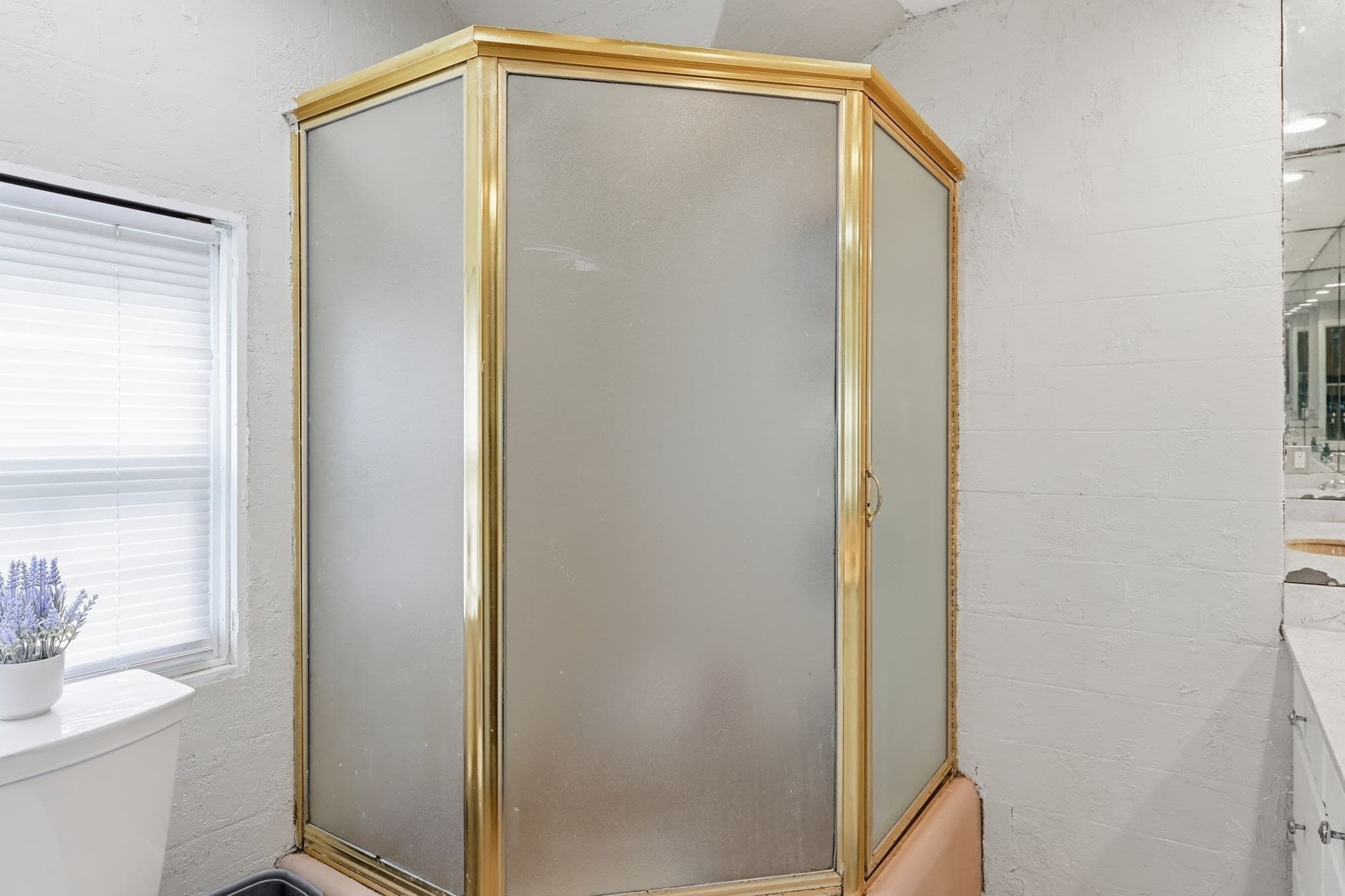 Single Family Residence at 89 Abbott St, Springfield MA 01118, Springfield, photo 27 of 41
