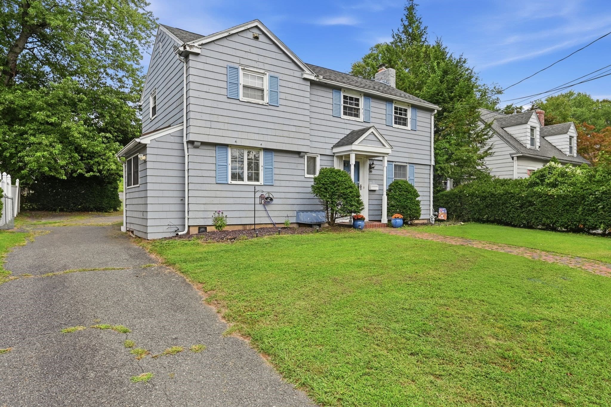 Single Family Residence at 89 Abbott St, Springfield MA 01118, Springfield, photo 2 of 41