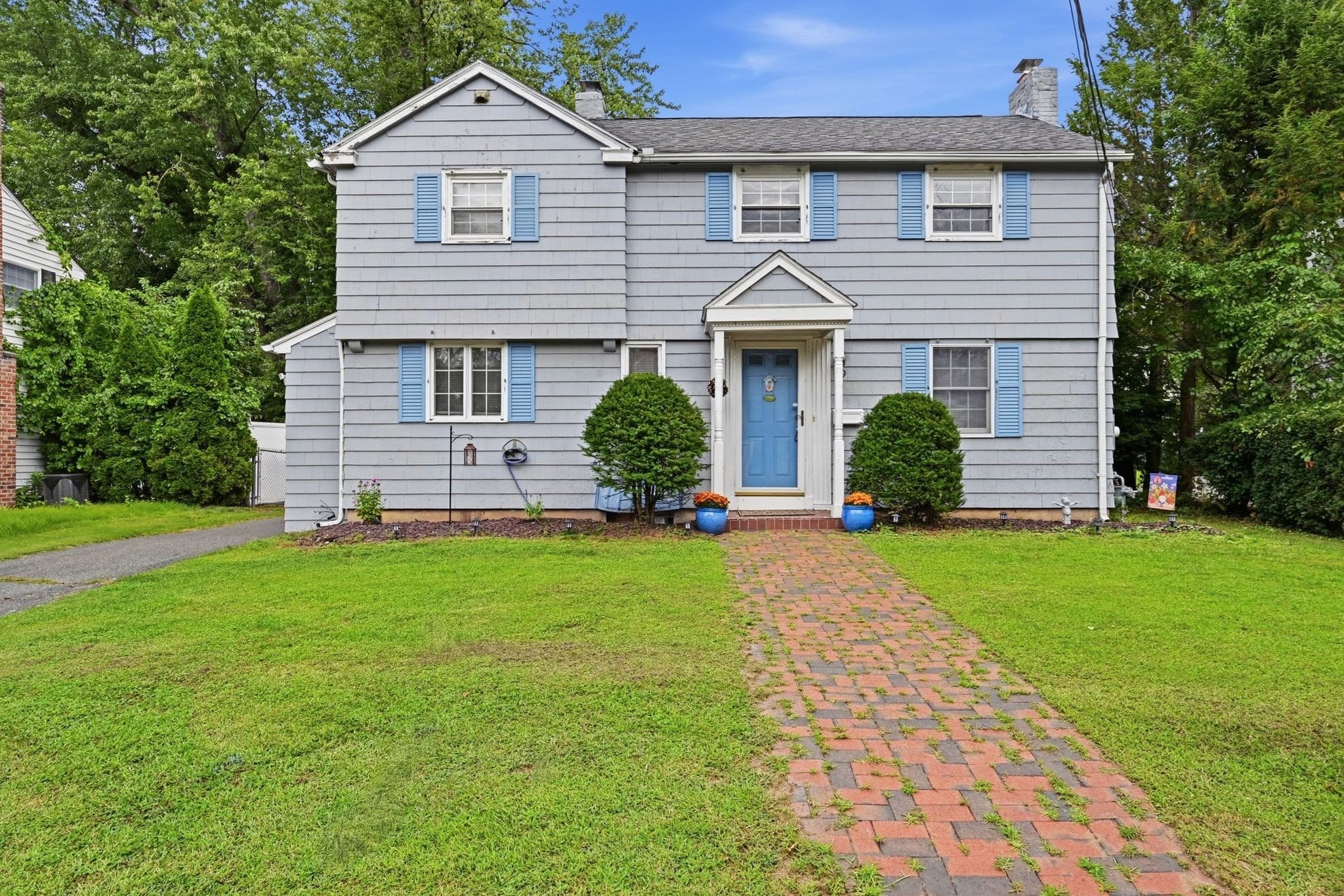89 Abbott St, Springfield MA 01118