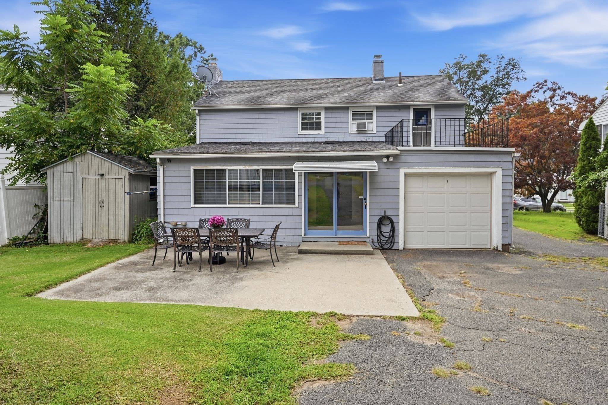 Single Family Residence at 89 Abbott St, Springfield MA 01118, Springfield, photo 38 of 41