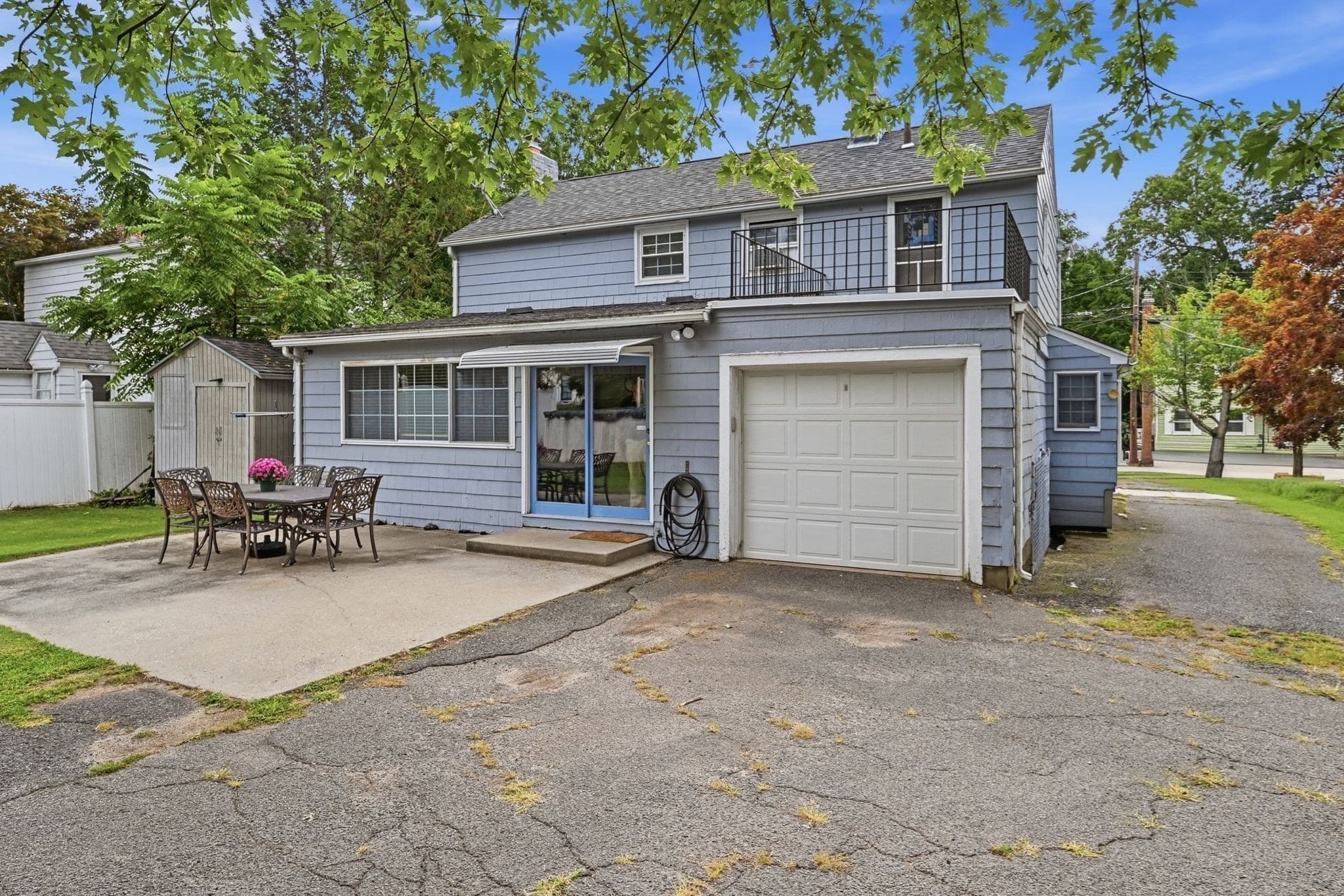 Single Family Residence at 89 Abbott St, Springfield MA 01118, Springfield, photo 37 of 41