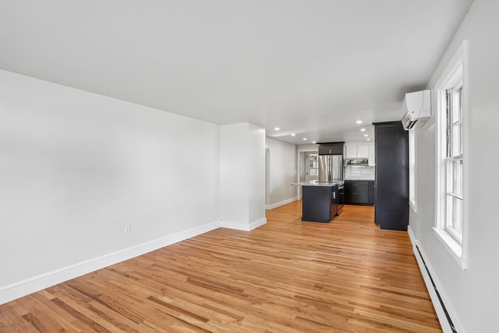 274 Whitford Ave, Providence RI 02908 photo 6