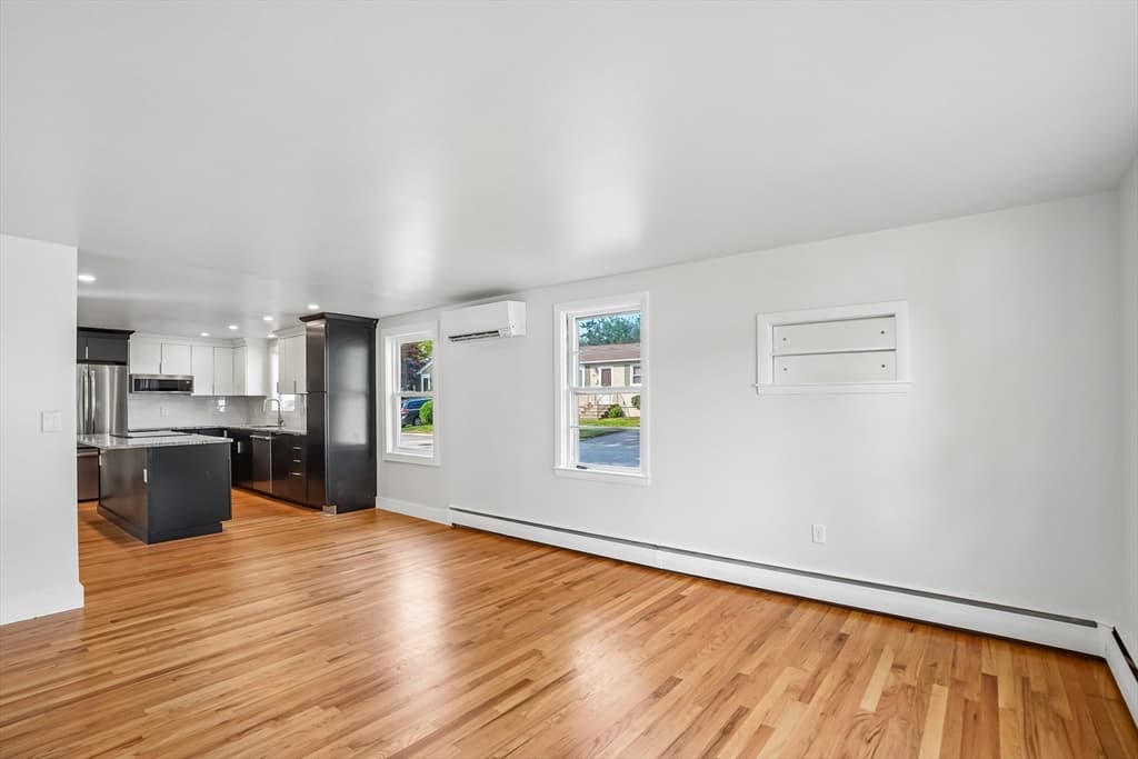 274 Whitford Ave, Providence RI 02908 photo 3