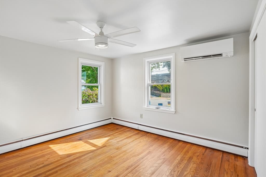 274 Whitford Ave, Providence RI 02908 photo 9