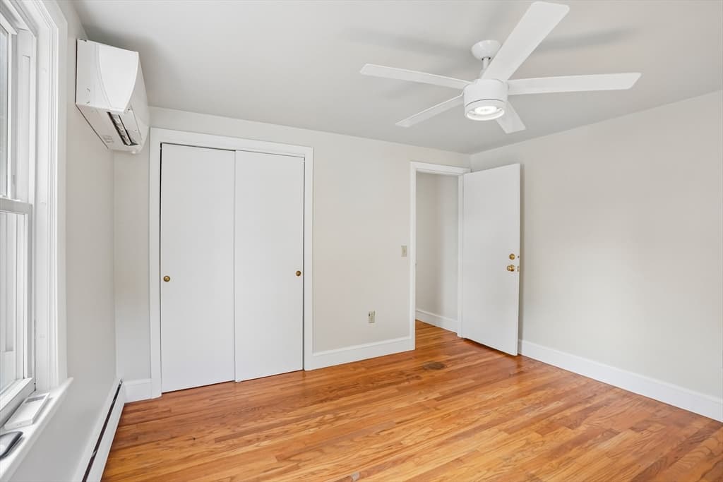 274 Whitford Ave, Providence RI 02908 photo 10