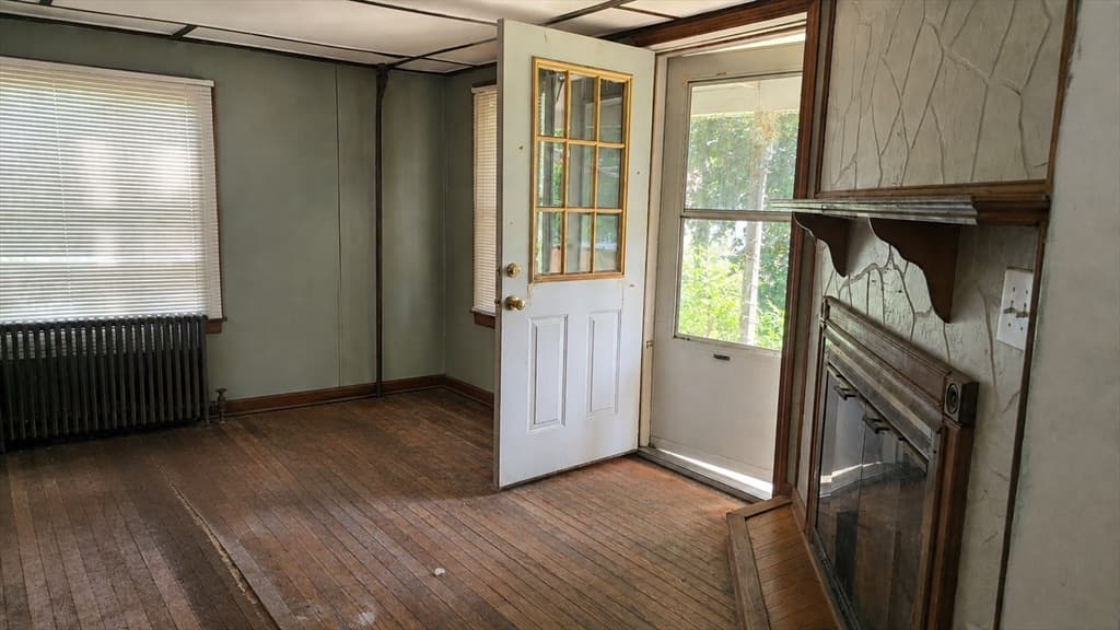23 Walnut St, Pittsfield MA 01201 photo 2