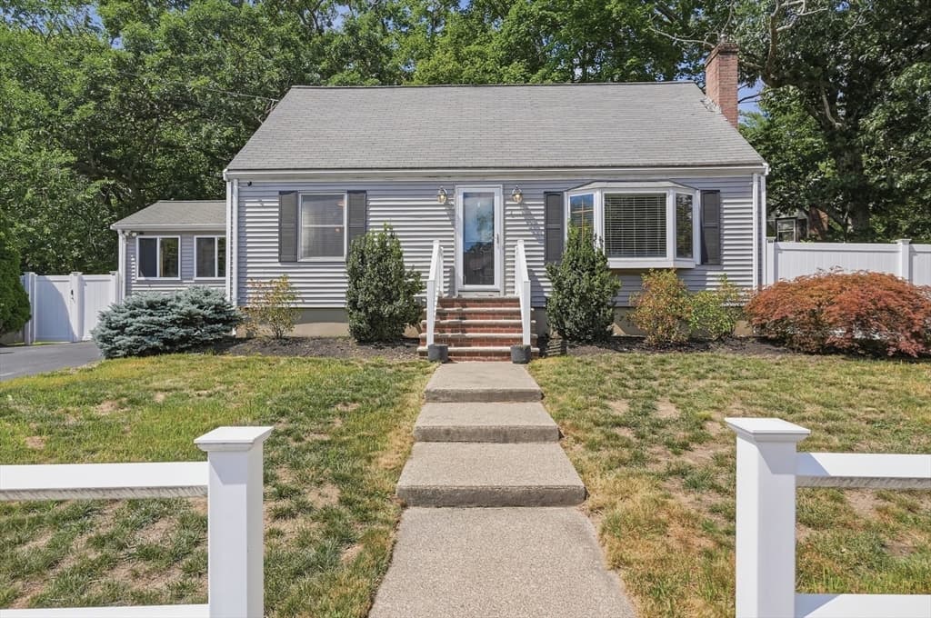 1 Springwell Road, Billerica MA 01821 photo 2